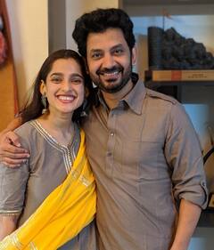 PHOTO: प्रिया-उमेशची जोडी हिट, पाहा रोमँटिक फोटो