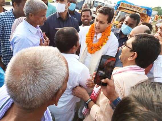 बिहार भाजपा के युवा चेहरा रहे ऋतुराज सिन्हा को बड़ी जिम्मेदारी, जेपी नड्डा ने बनाया पार्टी का राष्ट्रीय मंत्री, जानें खास बातें बिहार भाजपा के युवा चेहरा रहे ऋतुराज सिन्हा को बड़ी जिम्मेदारी, जेपी नड्डा ने बनाया पार्टी का राष्ट्रीय मंत्री, जानें खास बातें