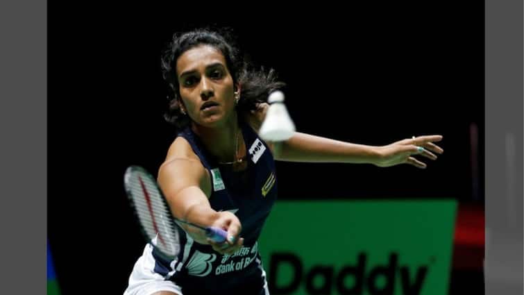 Indonesia masters 2021 indian badminton player PV Sindhu lost semi-finals women’s singles Indonesia masters 2021: সেমিতেই হার, ইন্দোনেশিয়ান ওপেন থেকে ছিটকে গেলেন পি ভি সিন্ধু