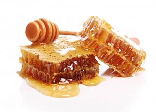 Skin Care Tips: Worried About Dry Skin In Winters? Use Face Pack Made With Honey, Rosewater For Hydration