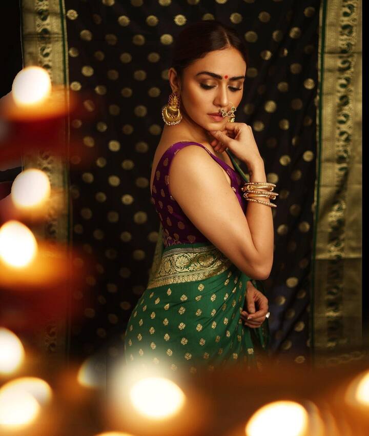 अभिनय आणि नृत्य यासाठी देखील अमृताला ओळखले जाते. अमृताने नुकतेच  काही  फोटो  इन्स्टाग्रामवर शेअर केले आहेत. (Photo:@amrutakhanvilkar/IG)