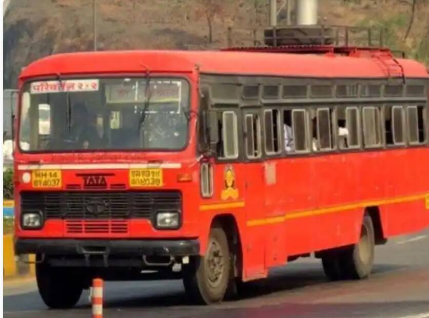 ST Worker Strike : बुलढाणा विभागाचे 13 दिवसात साडेसहा कोटींचे उत्पन्न बुडाले; 75 कर्मचारी निलंबित Buldana division lost Rs 6.5 crore in 13 days 75 employees suspended ST Worker Strike : बुलढाणा विभागाचे 13 दिवसात साडेसहा कोटींचे उत्पन्न बुडाले; 75 कर्मचारी निलंबित