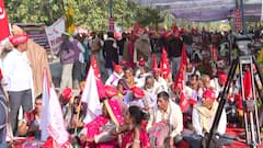 Lucknow: SKM Mahapanchayat in Eco Garden, farmers present their demands