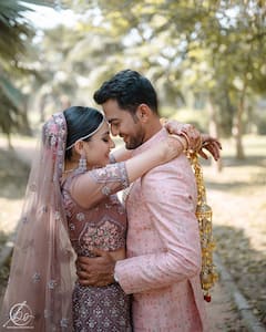 Unmukt Chand Married Simran: ఒక్కటైన ఉన్ముక్త్‌, సిమ్రన్‌.. పెళ్లి దుస్తుల్లో మెరుపులు
