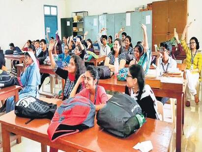 Live classes 6 days a week in colleges Department of Higher Education order ‛இனி கல்லூரிக்கு செல்வது கட்டாயம்... வாரத்திற்கு 6 நாள் நேரடி வகுப்பு:  உயர்கல்வித் துறை அறிவிப்பு!