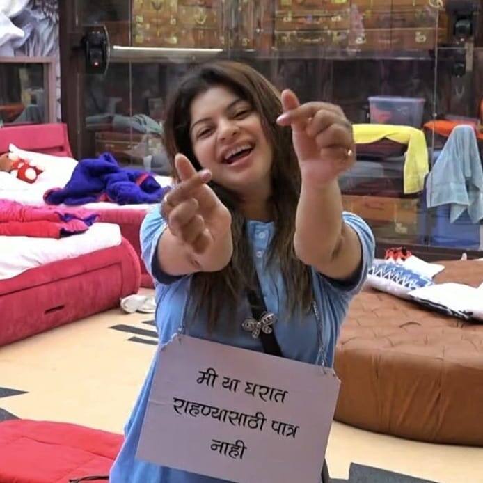 Bigg Boss Marathi 3 : बिग बॉस मराठीचा हा आठवडा विशेष ठरला कारण घराला मिळाले होते टॉप 10 सदस्य. (photo:the_sneha/ig)