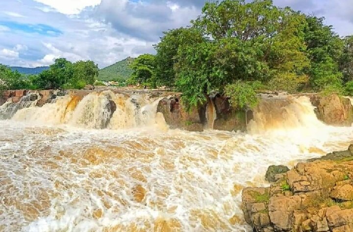 தமிழகத்திற்கு வரும் காவிரி நீரின் அளவு 60,000 கன அடியில் இருந்து 40,000 கன அடியாக குறைந்தது