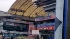 સુરત મહાનગર પાલિકાની ગેરકાયદેસર દબાણ સામે લાલ આંખ, જુઓ ગુજરાતી ન્યુઝ