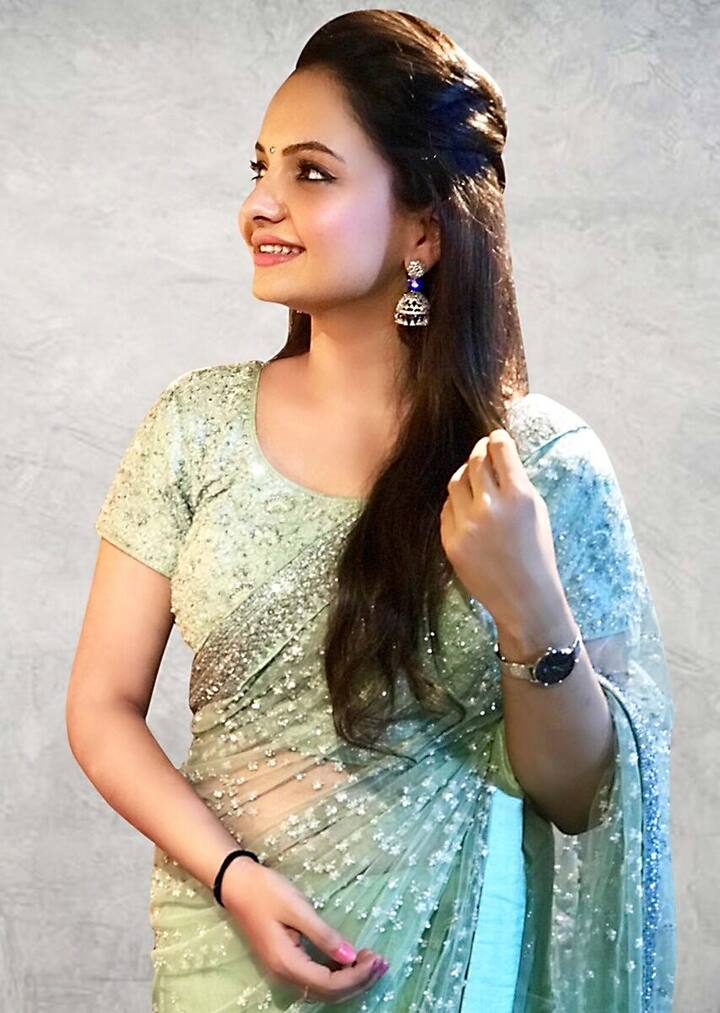 Gia Manek: साथ निभाना साथिया में गोपी बहू का किरदार निभाने वालीं जिया मानेक भी अभी तक सिंगल ही हैं. 36 साल की हो चुकी जिया अविवाहित रहकर अपने करियर को आगे बढ़ा रही हैं.