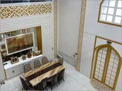 Madhya Pradesh: शख्स ने पत्नी को गिफ्ट करने के लिए बनवाया ताजमहल जैसा घर, देखें तस्वीरें