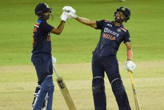 IND vs NZ:  ભારતના ક્યા ફાસ્ટ બોલરે 95 મીટર લાંબી સિક્સ ફટકારતાં રોહિત શર્માએ કરી સેલ્યુટ ?  હર્ષલની પણ તોફાની બેટિંગ