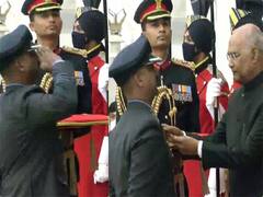 Gallantry Awards 2021: पाकिस्तान को धूल चटाने वाले अभिनंदन को मिला 'वीर चक्र', देखिए शानदार तस्वीरें