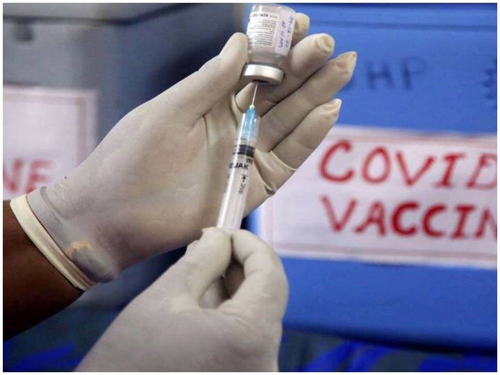 Nanded Corona Certificate of vaccination of a deceased person eight months ago Nanded : नांदेड जिल्ह्यात लसीकरणाचा खेळखंडोबा,आठ महिन्यापूर्वी मयत व्यक्तीला लसीकरण दिल्याचं प्रमाणपत्र