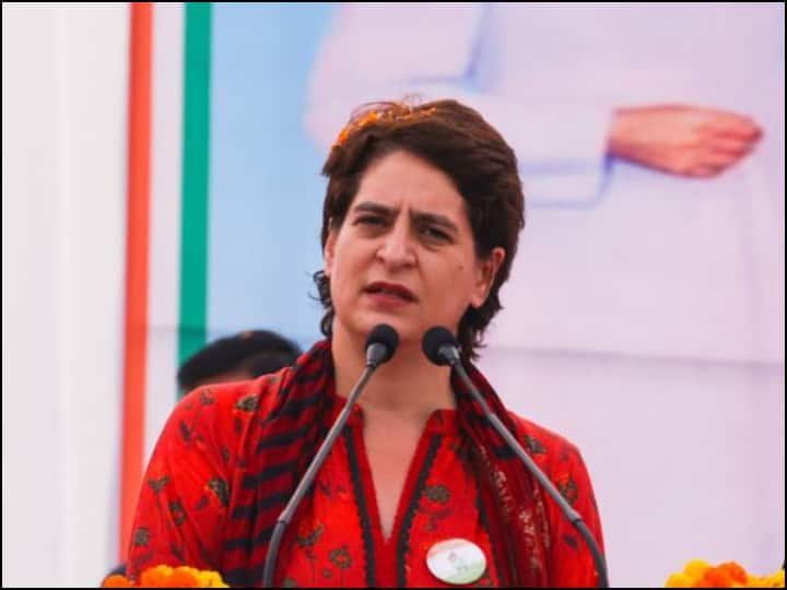 UP Election 2022: Priyanka Gandhi apologizes to 'in-laws' in Moradabad, know what is the reason UP Election 2022: मुरादाबाद में प्रियंका गांधी ने 'ससुराल वालों' से मांगी माफी, जानें- क्या है वजह