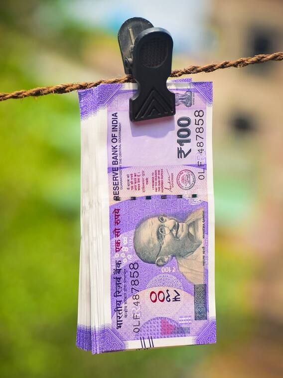 Post Office की इन स्कीमों में डबल हो जाएगा आपका पैसा