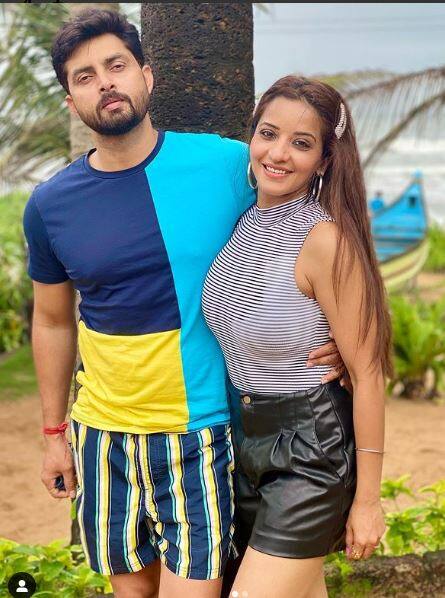 शो से बाहर आने के बाद मोनालिसा और विक्रांत अपनी मैरिड लाइफ एन्जॉय कर रहे हैं. मोनालिसा और विक्रांत की खास बात यह है कि दोनों एक दूसरे को पर्सनल और प्रोफेशनली सपोर्ट करते हैं