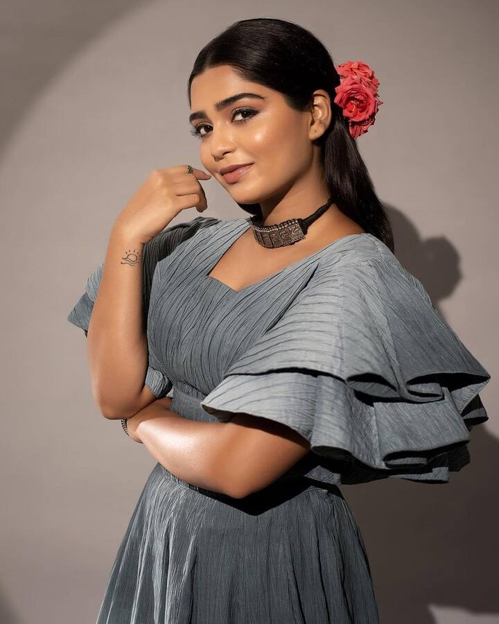 காலம் இரவின் புரவி ஆகாதோ  அதே கனா அதே வினா