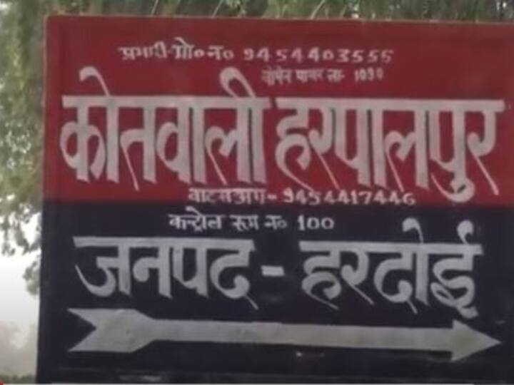 Hardoi Crime murder and suicide of three family members in Hardoi ANN Hardoi News: व्यापारी ने पहले पत्नी और मासूम बच्ची की हत्या की, बाद में लगा ली फांसी, इलाके में हड़कंप