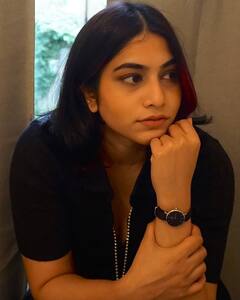 Punarnavi Bhupalam: బిగ్ బాస్ బ్యూటీ పునర్నవి హాట్ షో.. ఫ్యాన్స్ నాటీ కామెంట్స్..