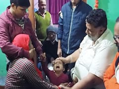 Siwan News: सिवान में लापता तीन युवकों के परिवार से मिलने पहुंचे पप्पू यादव, देखते ही लिपटकर रो पड़े परिजन