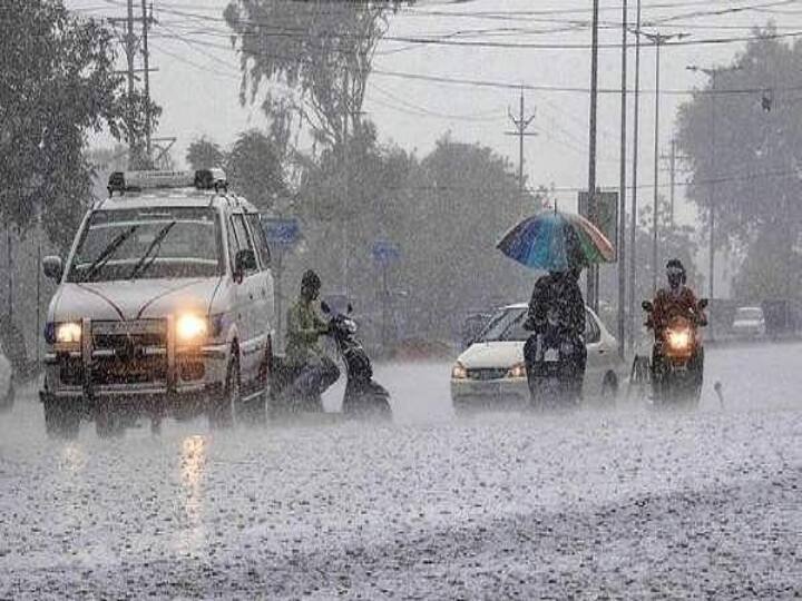 Chennai Rains weekend not going to be one day affair, constant 4-5 days of rains expected with breaks- Tamil Nadu Weatherman Chennai Rains: வர்தா புயல் நியாபகம் இருக்கா? சென்னையே தயார் ஆகு... வெதர்மேன் கொடுத்த அபாய அப்டேட்!