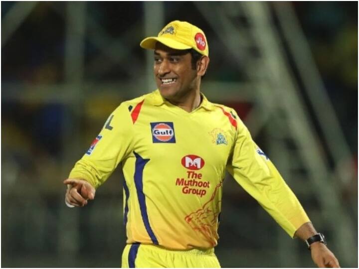 इंडियन प्रीमियर लीग (IPL) के अगले सीज़न में भी एमएस धोनी चेन्नई सुपर किंग्स के लिए खेलते दिखेंगे. हाल ही में धोनी ने अगला सीज़न खेलने की बात कही थी.