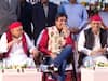 जब मुलायम सिंह यादव ने दिया कुमार विश्वास को समाजवादी पार्टी में शामिल होने का न्यौता, ठहाकों से गूंज उठी महफिल