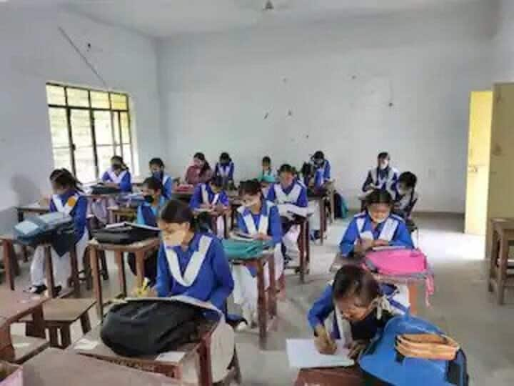 Telangana: Tension Prevails As 29 Students Test Positive For Covid At A School in Khammam District Telangana: Tension Prevails As 29 Students Test Positive For Covid At A School in Khammam District