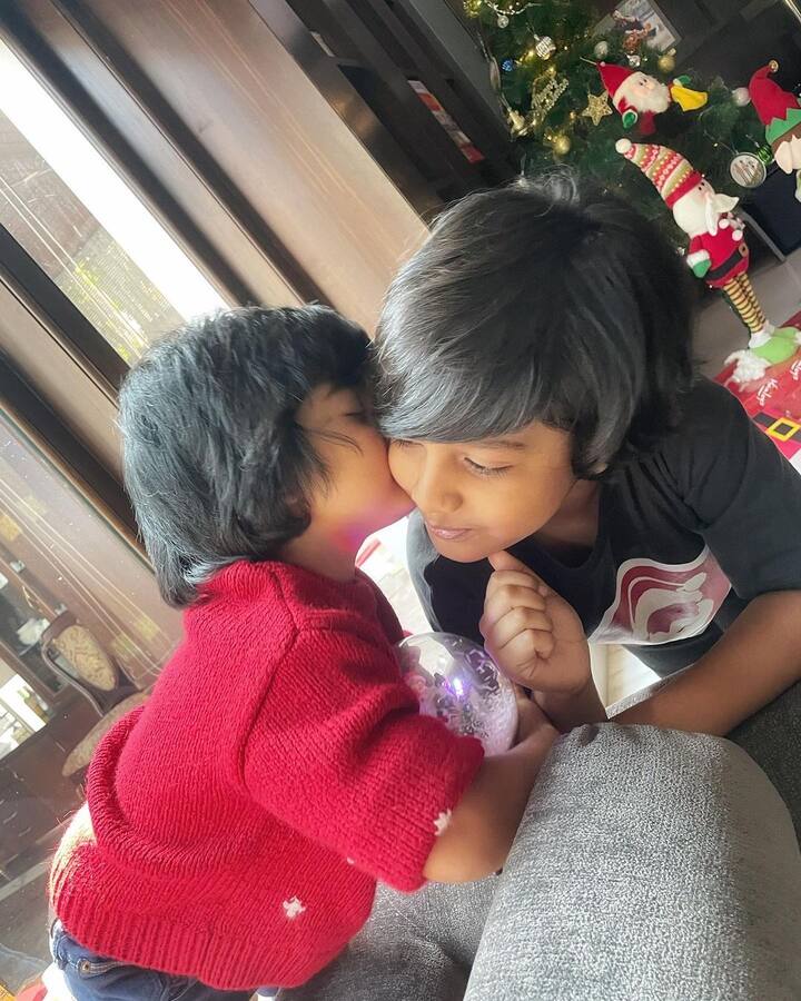 తన పిల్లలతో జూనియర్ ఎన్టీయార్ (Image credit: Instagram)