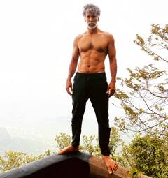 Fitness Freak TV Actors: Milind Soman से लेकर Rohit Roy तक, ये TV एक्टर्स 50 के बाद भी एब्स में आते हैं नजर, क्या है राज?