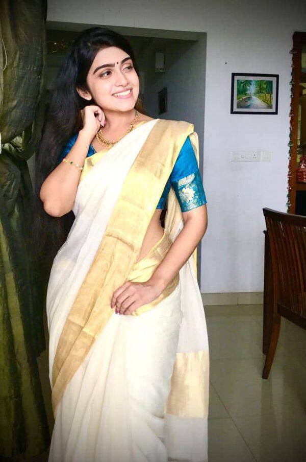 சென்னை செந்தமிழ் மறந்தேன் உன்னாலே.. சென்னை செந்தமிழ் முழுவதும் மறந்தேன்