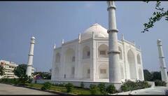 Buldhana : पत्नीला भेट देण्यासाठी पतीने बांधला चक्क 'ताजमहल'