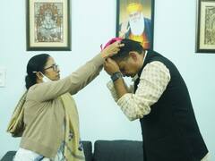 Kirti Azad Joins TMC: टीएमसी में शामिल हुए कीर्ति आजाद, अशोक तंवर और पवन वर्मा, ममता बनर्जी ने किया स्वागत