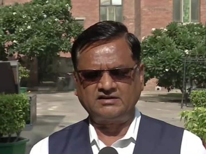Anil Ghanwat, member of the Supreme Court-appointed committee on farm laws, he is against Farmer Protest for MSP ANN Farm Laws: सुप्रीम कोर्ट की समिति के सदस्य अनिल घनवट ने कहा- एमएसपी पर कानून से नहीं होगा फायदा