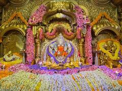 निर्बंध शिथिलतेनंतरची पहिली अंगारकी, सिद्धिविनायक मंदिरात भक्तांची गर्दी