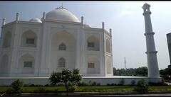 Buldhana : पत्नीला भेट देण्यासाठी पतीने बांधला चक्क 'ताजमहल'