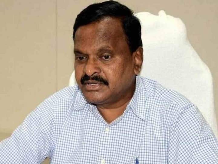 Siddipet Ex Collector Venkat Rama Reddy faces contempt of Court notices over his comments Telangana High Court: సిద్దిపేట మాజీ కలెక్టర్‌కు హైకోర్టులో షాక్.. ఆయనతో క్షమాపణ చెప్పిస్తామన్న ప్రభుత్వం
