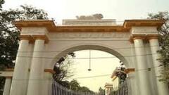 Municipal Election: রাজ্যপালের সঙ্গে বৈঠক নির্বাচন কমিশনারের, আজই রাজ্যের পুরভোটের নির্ঘণ্ট ঘোষণা? ।Bangla News