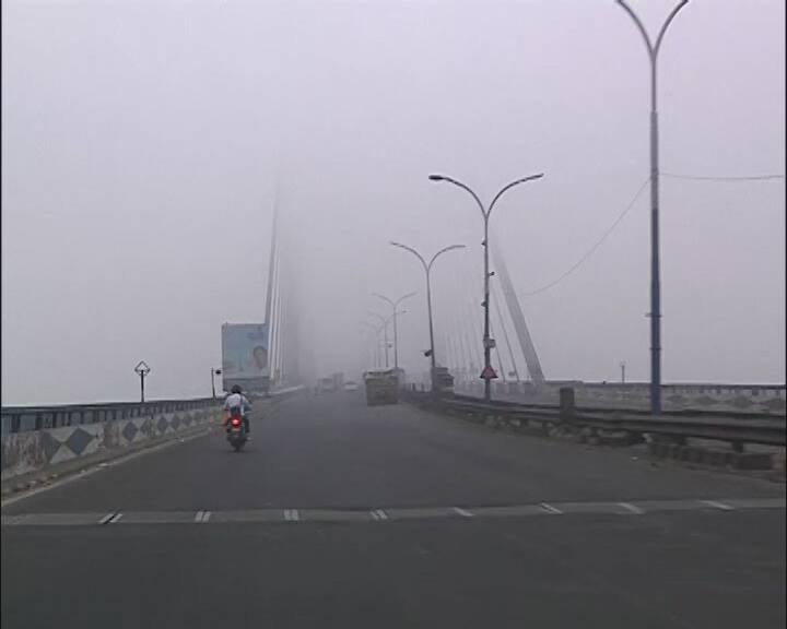 তার জেরে এক লাফে তাপমাত্রা বাড়ল ২ ডিগ্রি সেলসিয়াস।