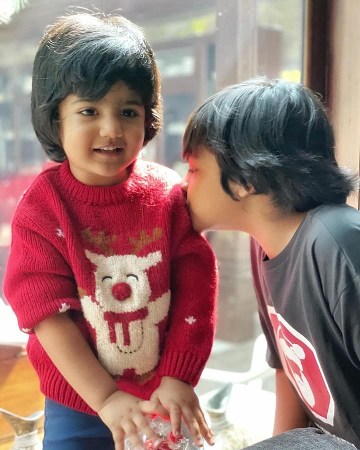 తన పిల్లలతో జూనియర్ ఎన్టీయార్ (Image credit: Instagram)