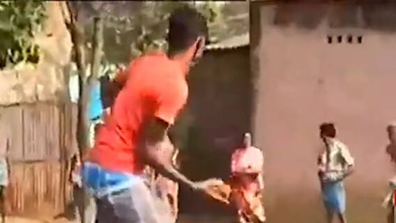 Birbhum: ১০০ দিনের কাজ নিয়ে 'দুর্নীতি', গোষ্ঠী সংঘর্ষে রণক্ষেত্র দুবরাজপুর | Bangla News