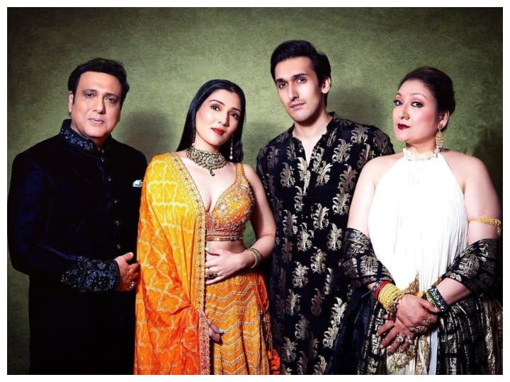 After Having 2 Children Govinda Got Married Again With Band Baaja And  Baraat At The Age Of 51 | Govinda ने 51 साल की उम्र में की थी 'बैंड बाजा  बारात' के