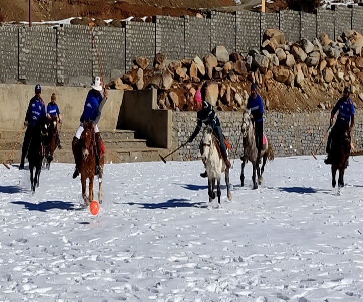 Ladakh: स्नो हॉर्स पोलो प्रदर्शनी खेल की हुई शुरुआत, पर्यटकों को आकर्षित करने के लिए उठाया कदम