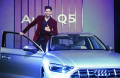 Audi Q5 Facelift launch : ২ লক্ষ টাকা বুকিং প্রাইস, কিনতে হলে দেখে নিন Audi Q5 -এর সব ছবি