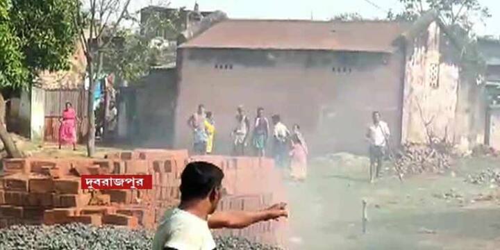 Birbhum News: Dubrajpur, 6 injured in group clash Birbhum News: গোষ্ঠীসংঘর্ষে রণক্ষেত্র দুবরাজপুর, আহত ৮