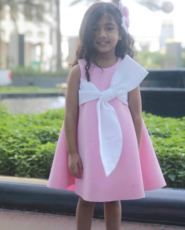 बता दें कि अरहा अल्लू अर्जुन की छोटी बेटी हैं, अरहा से बड़े अल्लू के बेटे हैं.