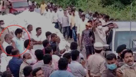 Chandrababu: లేచి నిలబడి చంద్రబాబుకు నమస్కారం చేసిన వైసీపీ ఎమ్మెల్యే... చంద్రబాబు ప్రతి నమస్కారం