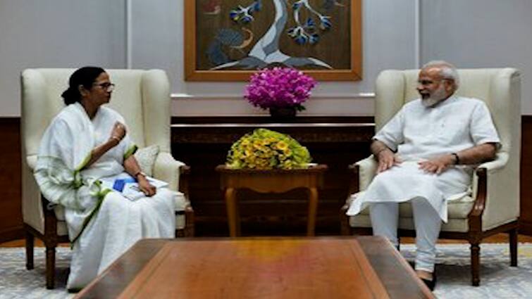 Mamata Delhi Visit: Political relations and development relations are not same, the development of the state is the development of the center, said Mamata after meeting with modi Mamata Modi Meeting: রাজনৈতিক সম্পর্ক ও উন্নয়ন সম্পর্ক এক নয়, রাজ্যের উন্নতিতেই কেন্দ্রের উন্নতি: মমতা