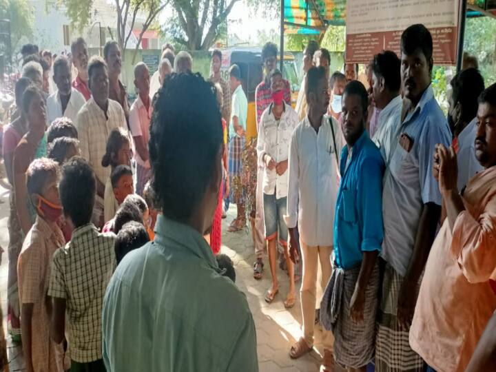 Thiruvannamalai: 19 students fainted after eating lizard fallen food திருவண்ணாமலை: பல்லி விழுந்த சத்துணவை சாப்பிட்ட 19 மாணவர்கள் மயக்கம்