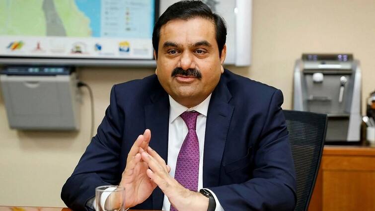 Gautam Adani surpasses Mukesh Ambani's net worth, becomes Asia's richest person Gautam Adani is Richest Man: મુકેશ અંબાણીને પાછળ છોડી ગૌતમ અદાણી બન્યા એશિયાના સૌથી અમીર વ્યક્તિ